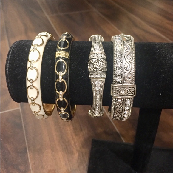 Jewelry - Bracelet bundle